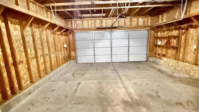 Building Photo - 2777 W Apperson Dr