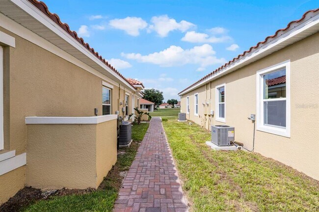 Building Photo - 1772 Coriander Dr