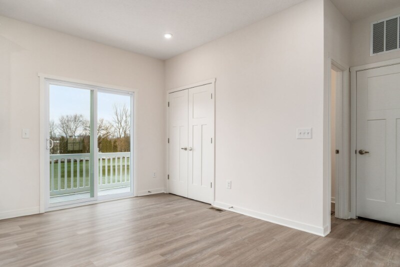 Building Photo - 2719 McHenry Dr