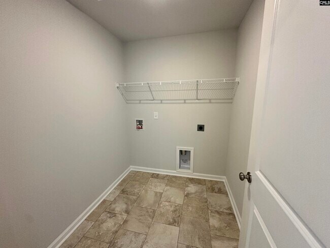 Building Photo - 316 Hardwick Dr