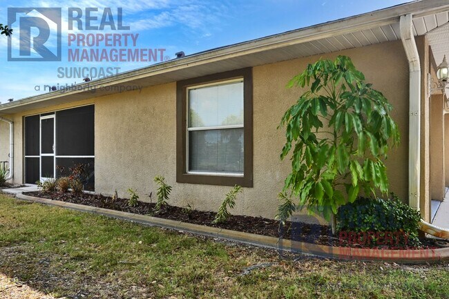Building Photo - 230 Rotonda Blvd W