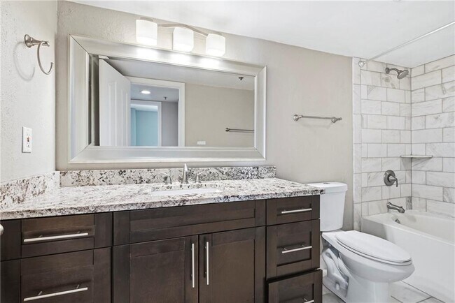 Building Photo - 2870 Pharr Ct S Northwest