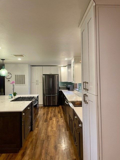 Building Photo - 830 Edgewood Pl