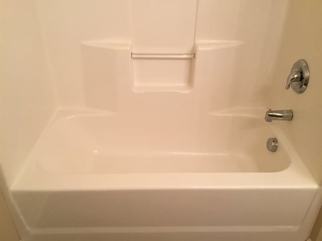 Building Photo - 1635 Swan Dr