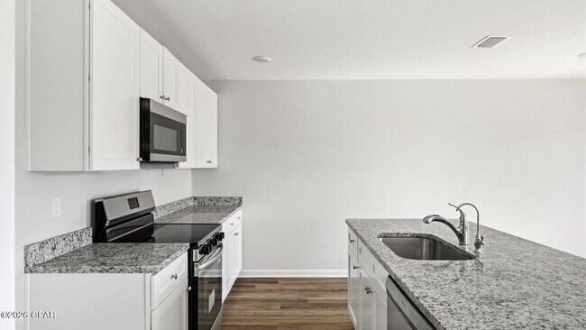 Building Photo - 6465 Slabinski Ln
