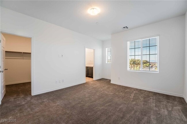 Building Photo - 25 Barbara Ln