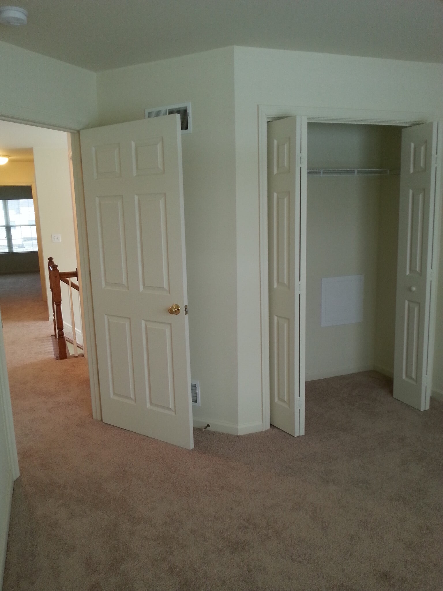 Building Photo - 720 Ferris Way