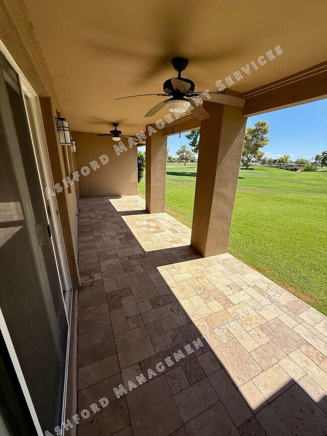 Building Photo - 3 BEDROOM 2 BATHROOM HOME RIGHT ON McCORMI...