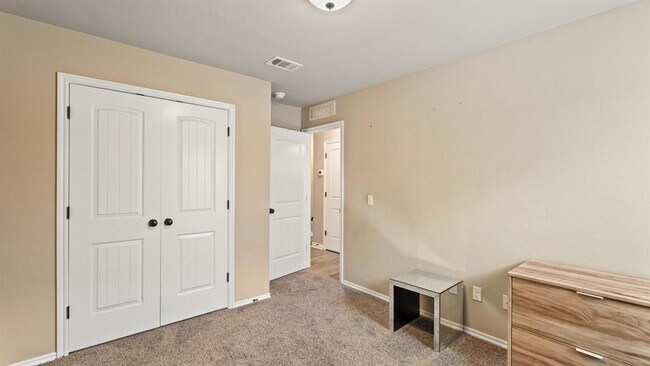 Building Photo - 16316 Drywater Dr