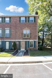 Building Photo - 13640 Deerwater Dr