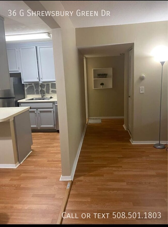 Building Photo - 36G Shrewsbury Green Dr