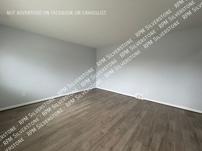 Building Photo - 2923 Arden-