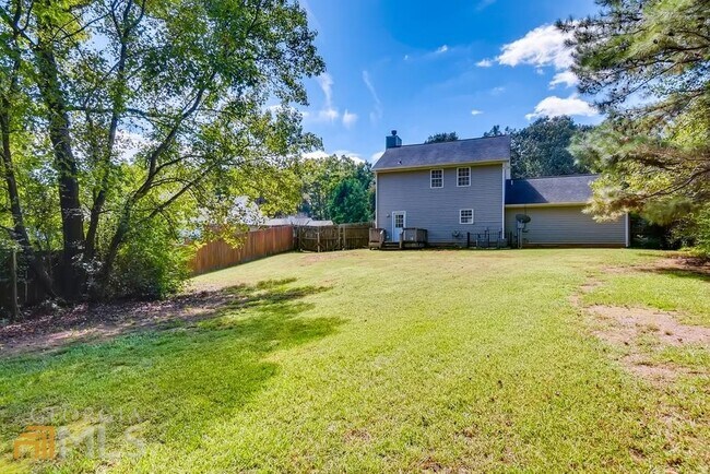 Building Photo - 45 Austin Wds Dr