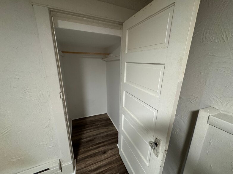 Bedroom Closet - 845 W Whitman St