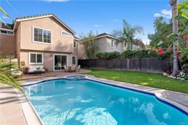 Building Photo - Stunning Aliso Viejo Pool Home