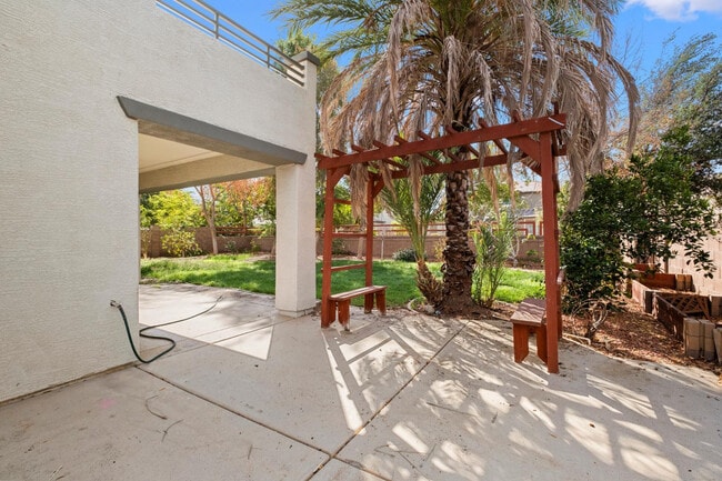 Building Photo - 18813 E Arrowhead Trail