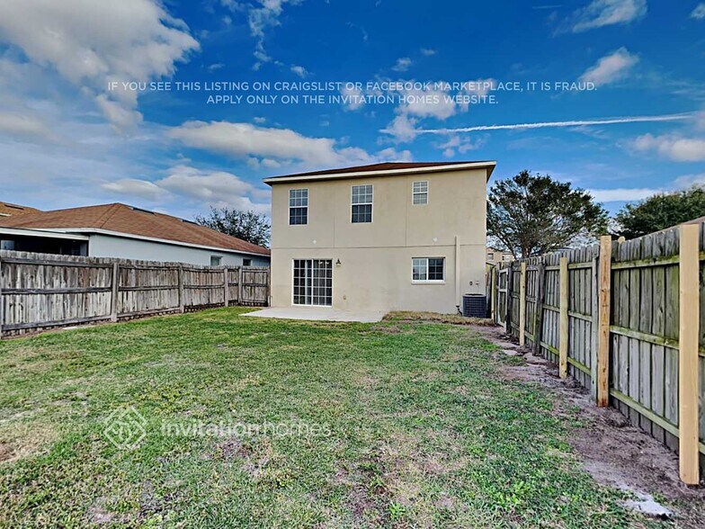 Building Photo - 11041 Golden Silence Dr