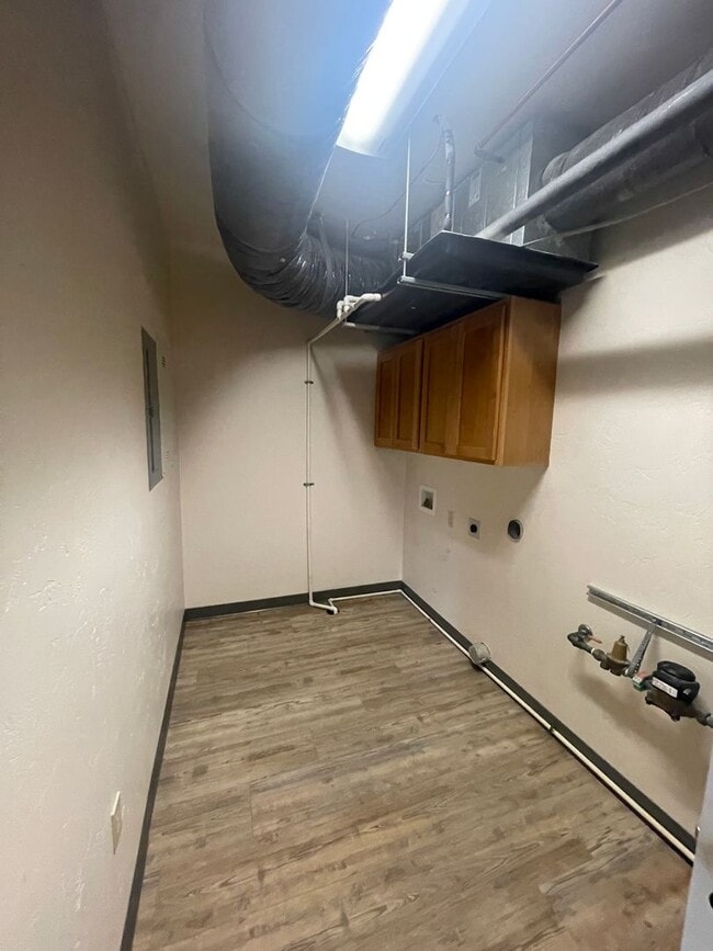 Building Photo - Whitefish Ground Floor Condo