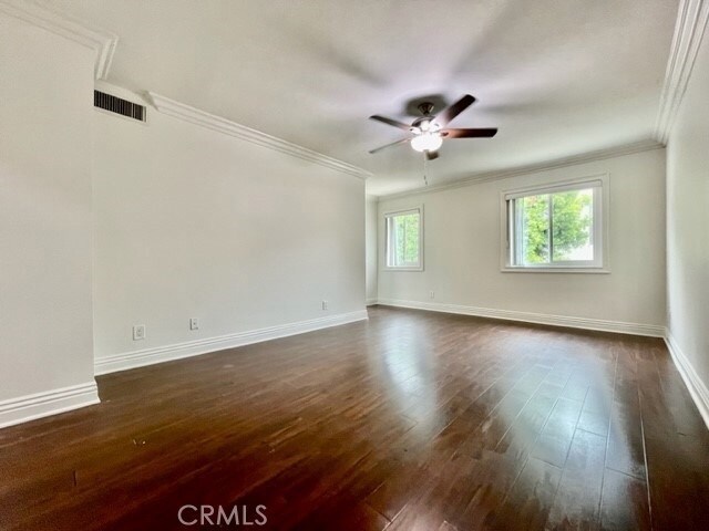 Building Photo - 2558 Orange Ave