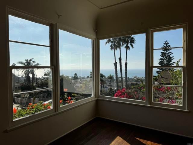 Building Photo - 4444 Orchard Ave