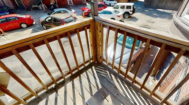 Building Photo - 9/1 No Fee! Spilt-style 3BR on Beacon St near Wash Sq/Coolidge