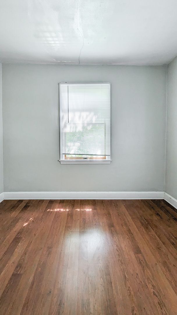 Building Photo - 3 Bedroom Home Preleasing for August 2026! Short Walk from Ball State's Campus! Updated & Spaciou...