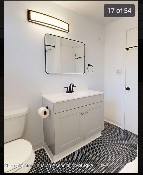 Building Photo - 3117 Holiday Dr