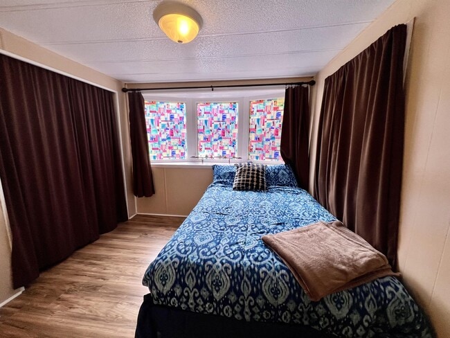 Building Photo - 27 Mandalay Dr