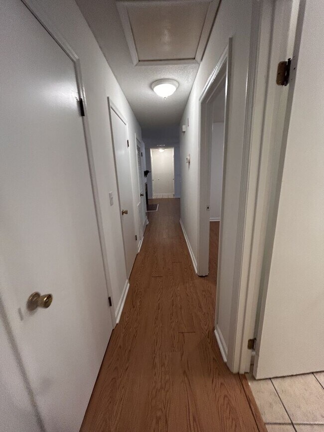 Building Photo - Affordable 2BR Duplex in Ladson!