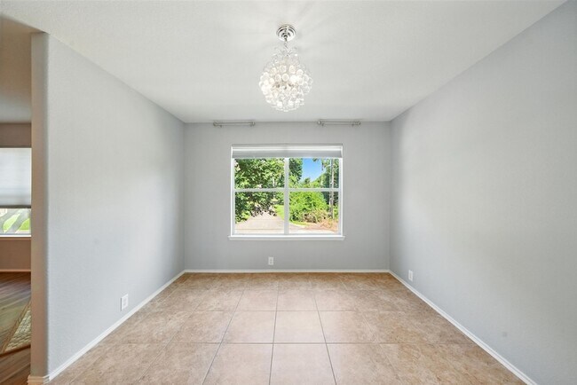 Building Photo - 13600 Breton Ridge St