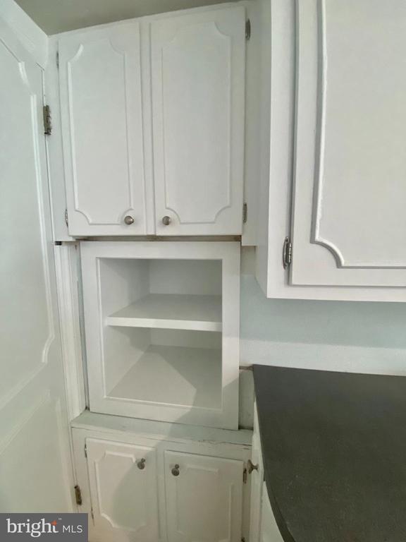 Building Photo - 404 New Rd