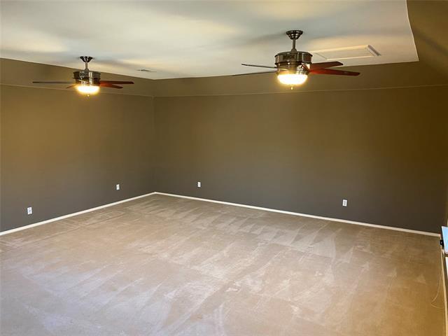 Building Photo - 207 Colonial Ln