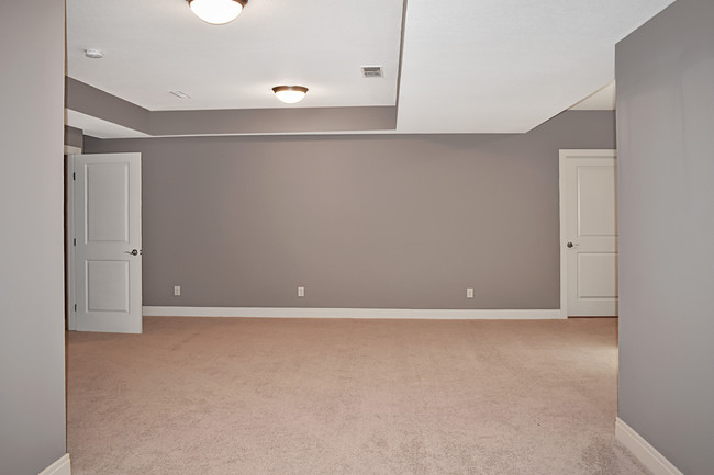 Building Photo - 4805 Watermark Dr