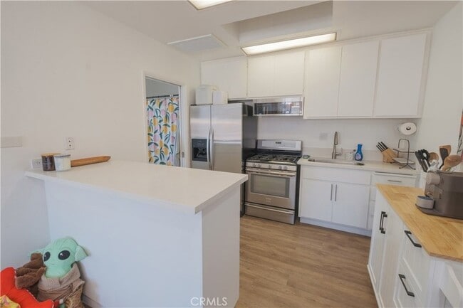 Building Photo - 9109 La Alba Dr