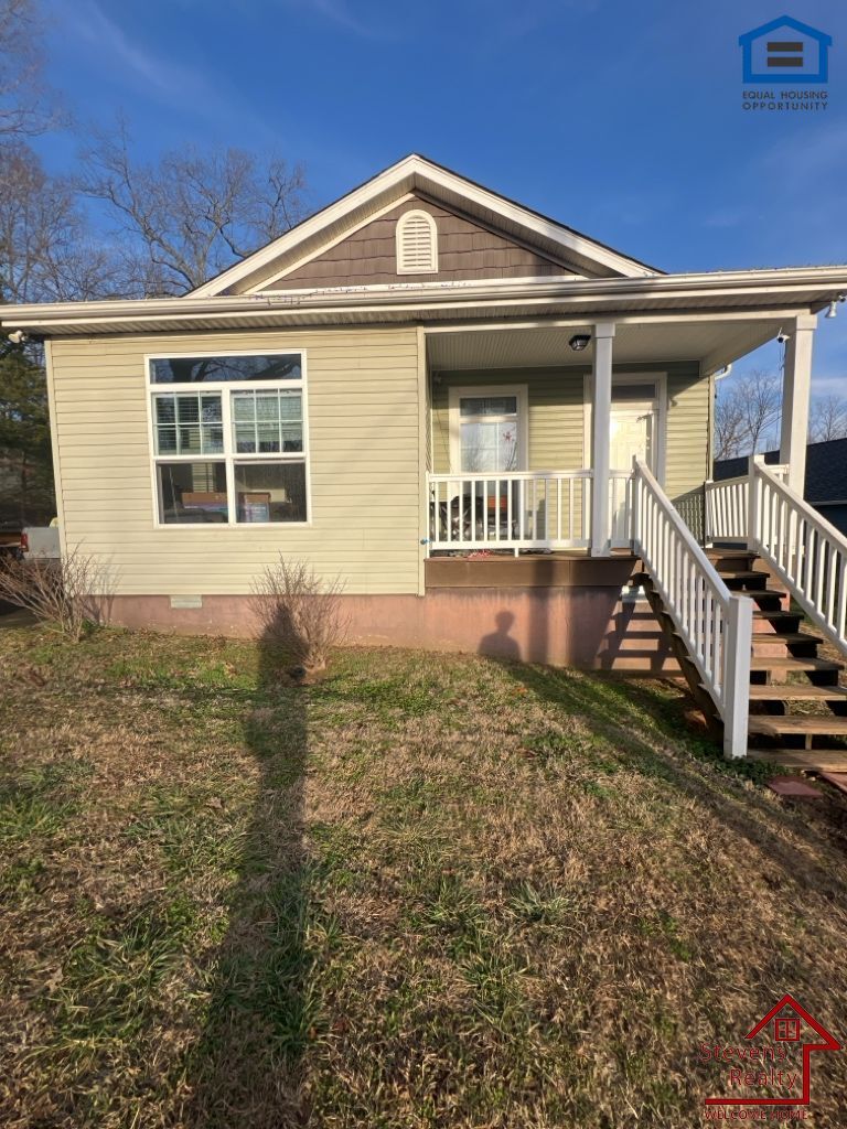 Building Photo - 925 Crescent Dr