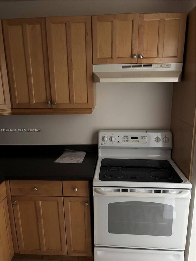 Building Photo - 7900 Camino Cir