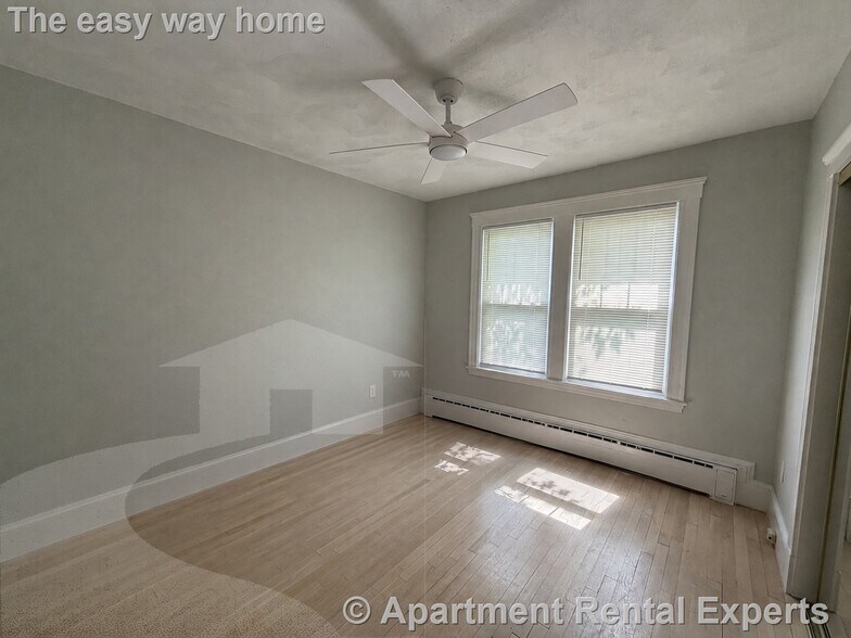 Building Photo - 36 Dedham St