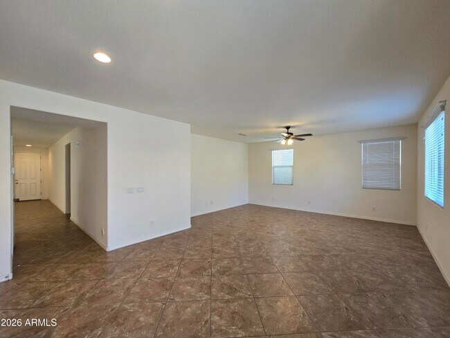 Building Photo - 2972 E Saltsage Dr
