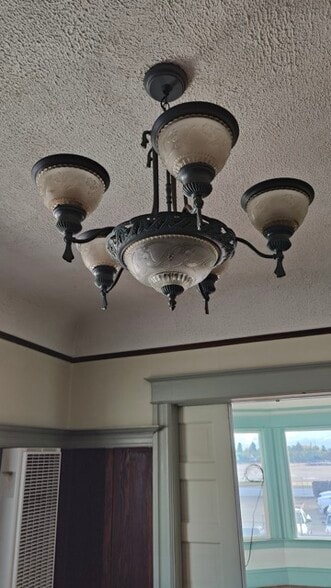 dining room - 3334 Elmwood Ave