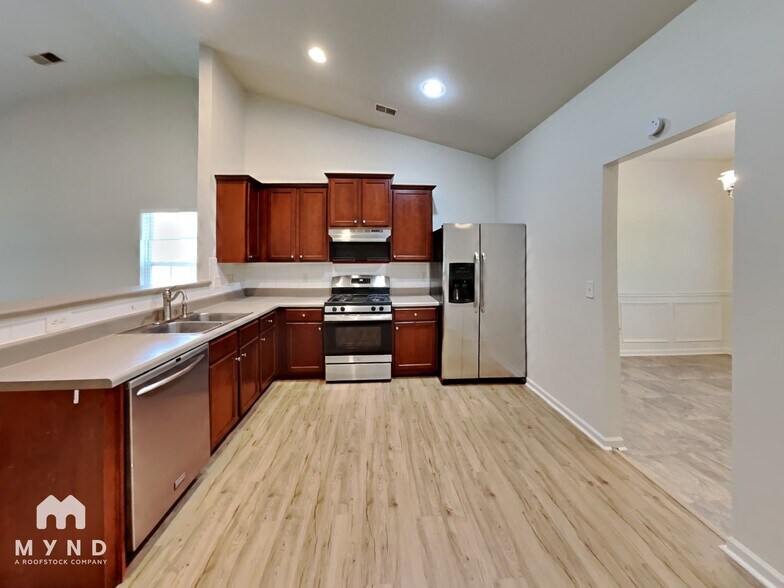 Building Photo - 1297 Winwood Dr