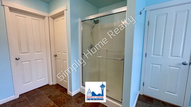 Building Photo - Step Inside to Style, Space & Everyday Comfort!