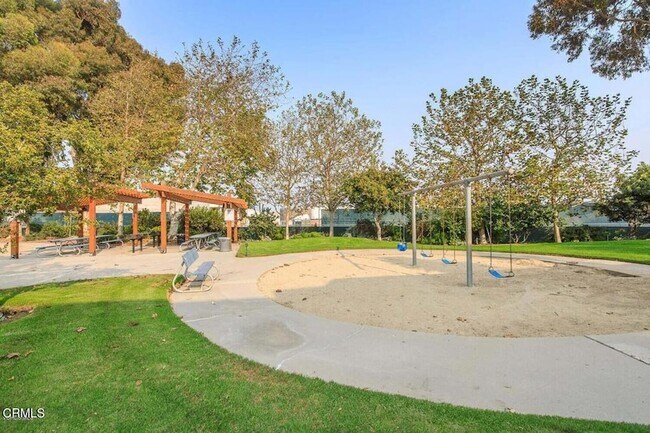 Building Photo - 784 Seawind Way