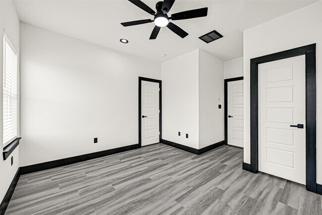 Building Photo - 13106 Donegal Way