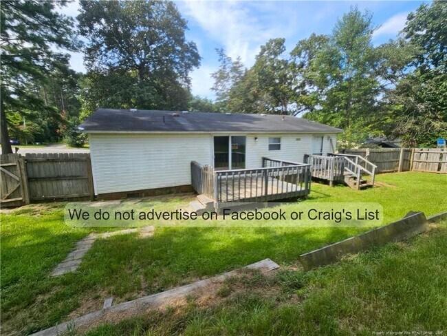 Building Photo - 905 Stirling Ct