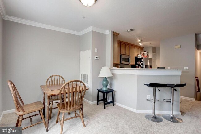 Building Photo - 12852 Fair Briar Ln