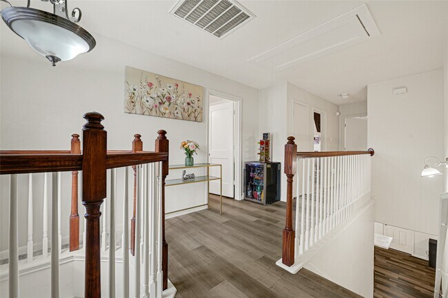 Building Photo - 2527 Spring Lily Ct