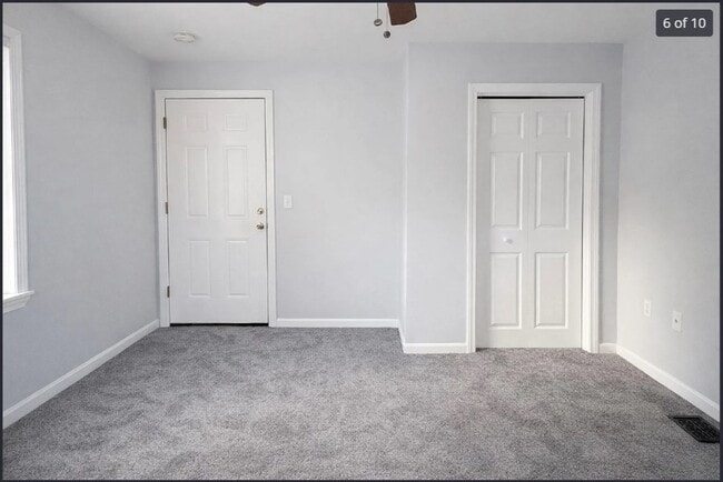 Building Photo - 20 Hanson St