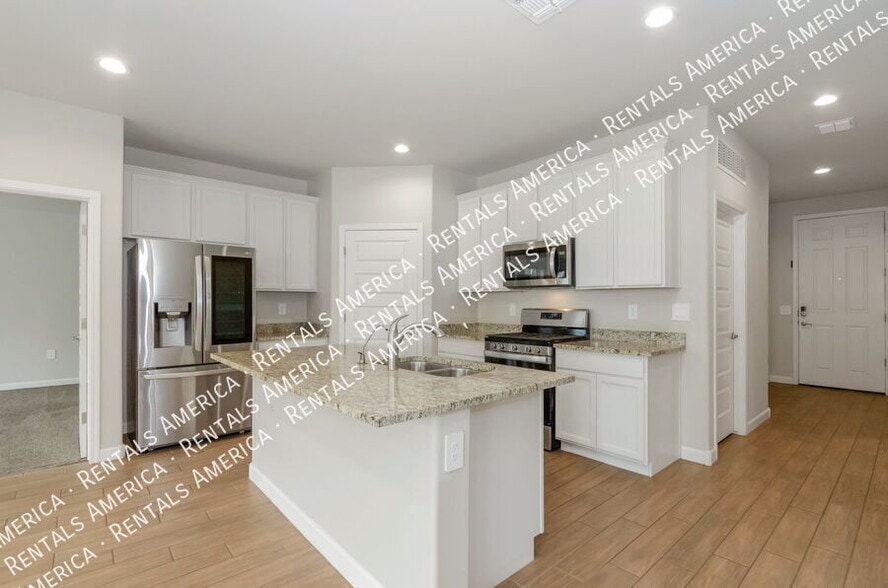 Building Photo - 10151 N Sand Sage Trail