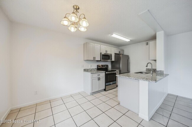 Building Photo - 451 Mercury Ave SE