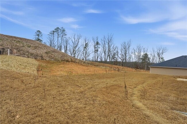 Building Photo - 564 Pemberton St